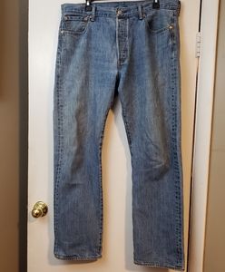 LEVI'S 501 covered button fly jeans Men’s 36/32 loose fit